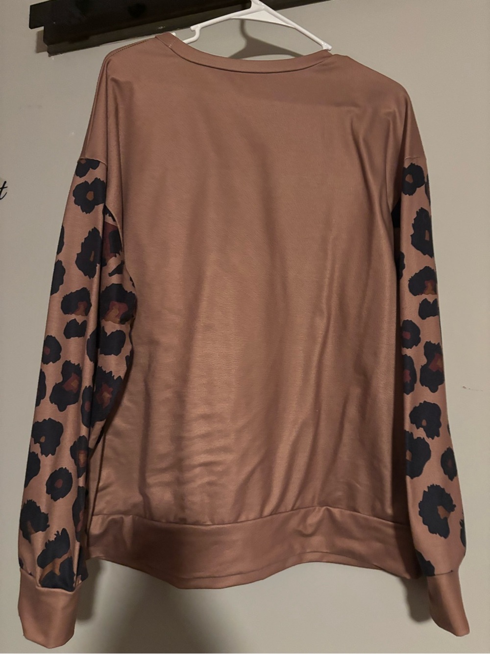 Womens Long Sleeve Leopard Sleeve Pullover - Brown